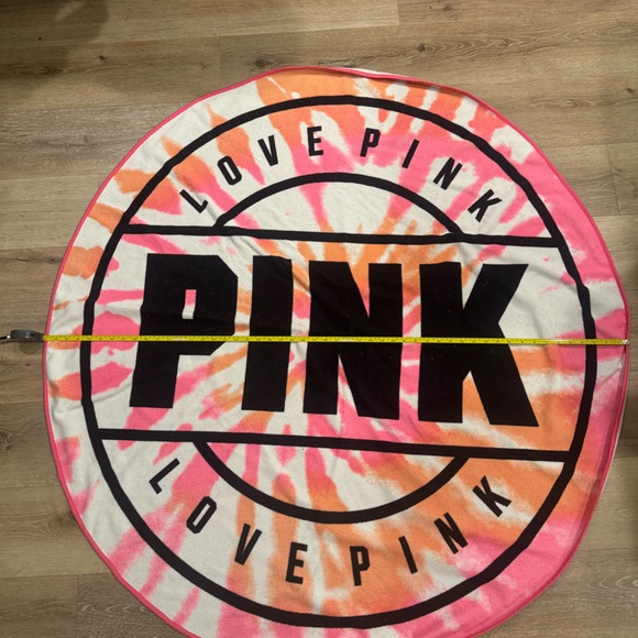 Circular Beach Towel - Picture 3 of 3